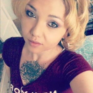 Meet your Posher, Tiffany